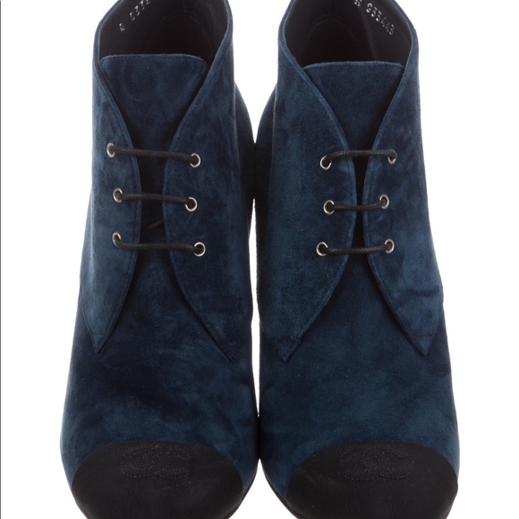 Chanel blue suede boots - Picture 3 of 7